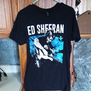 ED SHEERAN Men's Concert Tour Short Sleeve Tee Sz Small Pullover Graphic Black